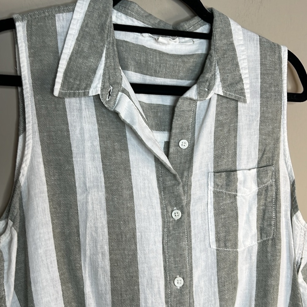 Beach Lunch Lounge tie front button down top shirt sleeveless - Picture 4 of 7